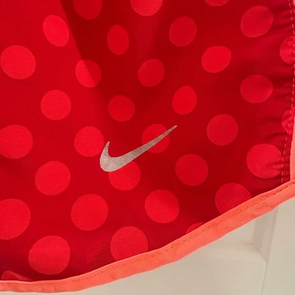Women’s Nike Red Dotted Sports Shorts Size S - Picture 2 of 6
